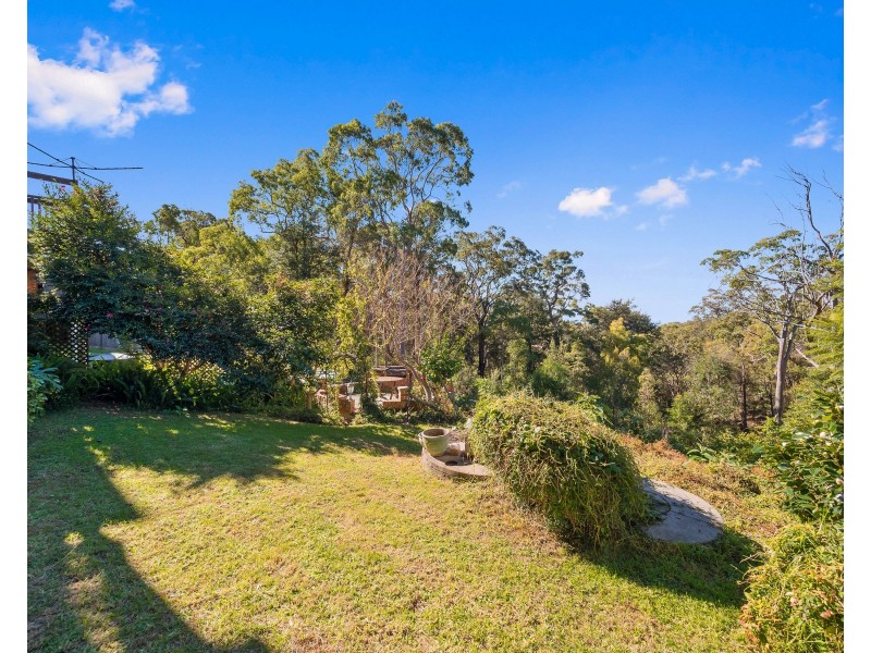 8 Crag Crescent, Bowen Mountain NSW 2753