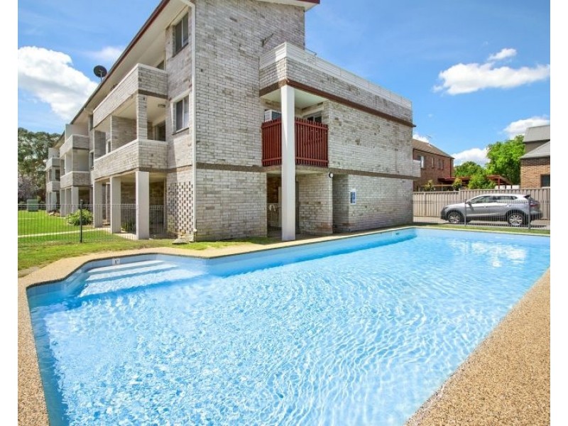 9/102 Windsor Street, Richmond NSW 2753