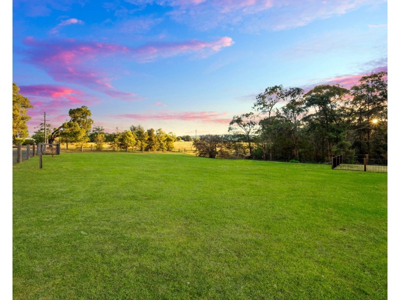 213 Cedar Ridge Road, Kurrajong NSW 2758