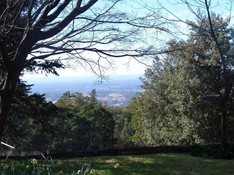 48 East Street, Kurrajong Heights NSW 2758