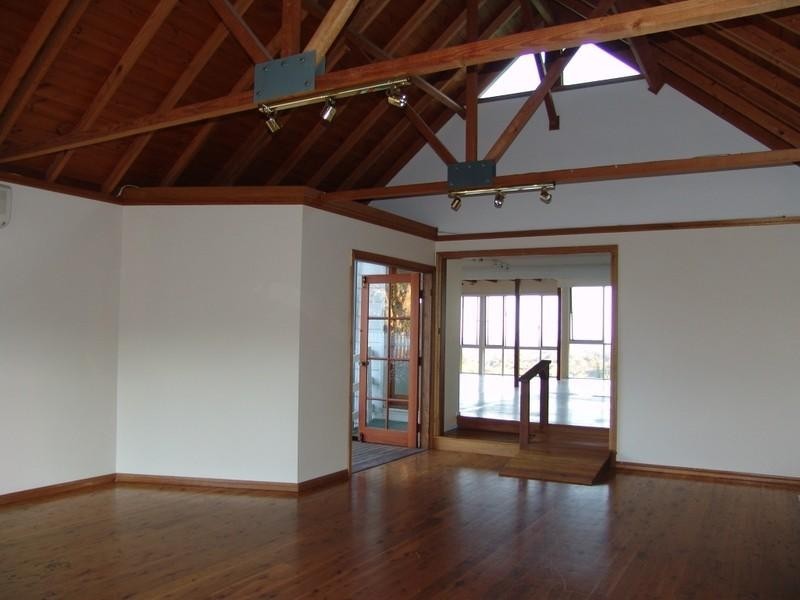 77 Old Bells Line of Road, Kurrajong NSW 2758