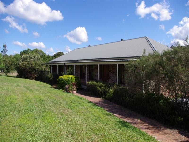 32 Pine Place, Grose Vale NSW 2753