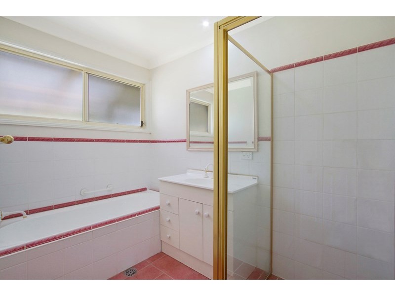 2 Hermitage Road, Kurrajong Hills NSW 2758