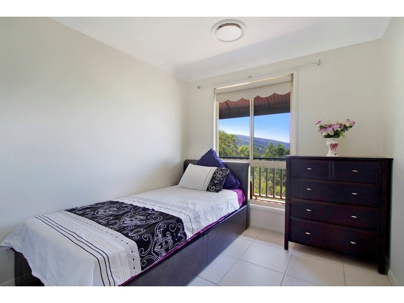 2 Hermitage Road, Kurrajong Hills NSW 2758