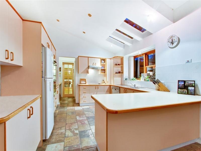 61 Serpentine Lane, Grose Vale NSW 2753