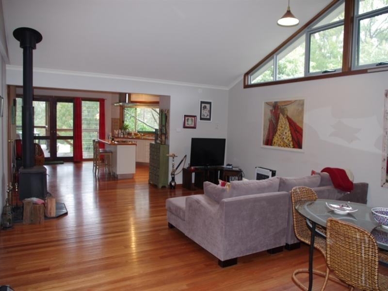 304 Lt Bowen Drive, Bowen Mountain NSW 2753