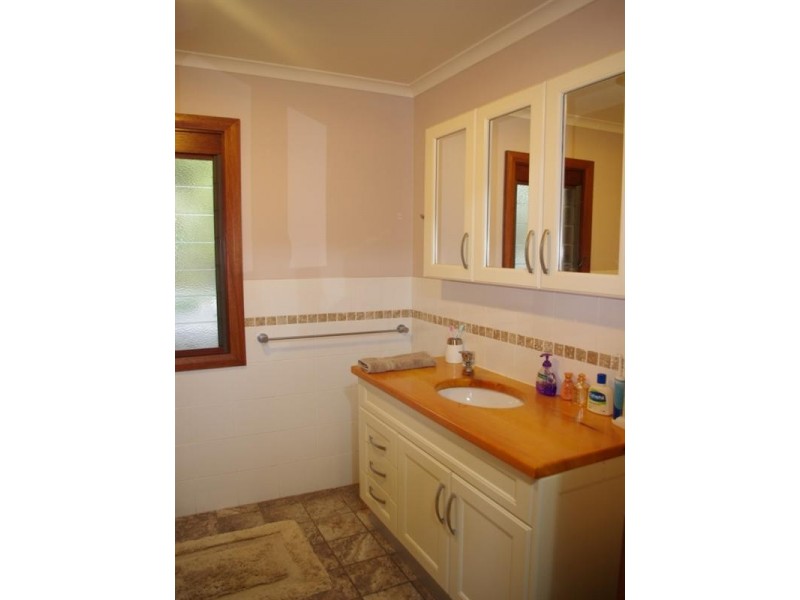 304 Lt Bowen Drive, Bowen Mountain NSW 2753