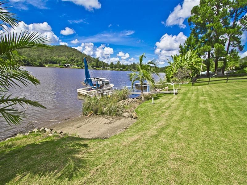 Lower Portland NSW 2756