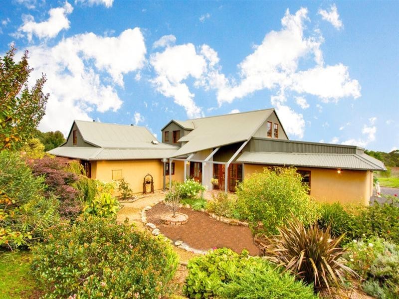 352 Blaxlands Ridge Road, East Kurrajong NSW 2758