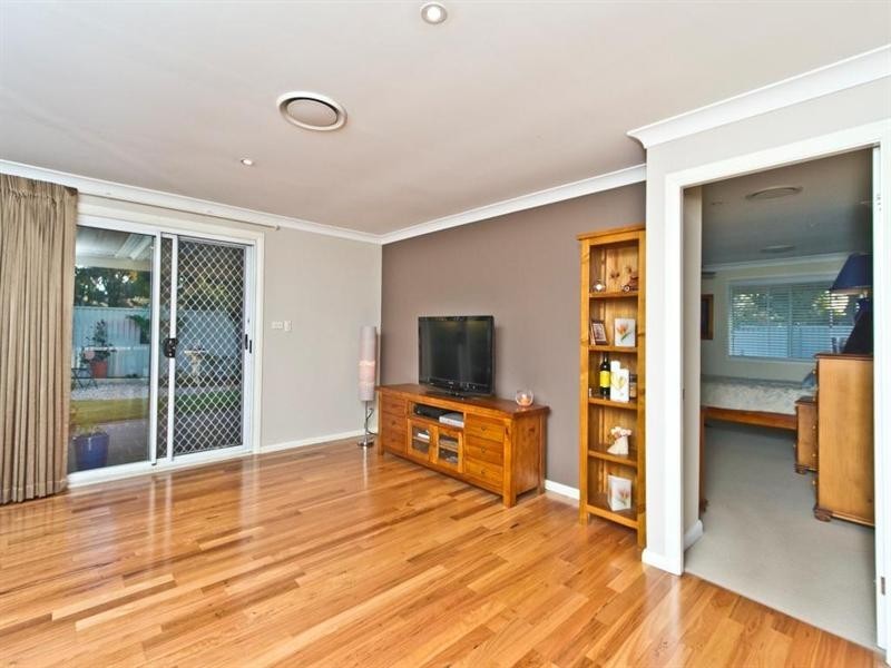 16 Beasley Place, South Windsor NSW 2756