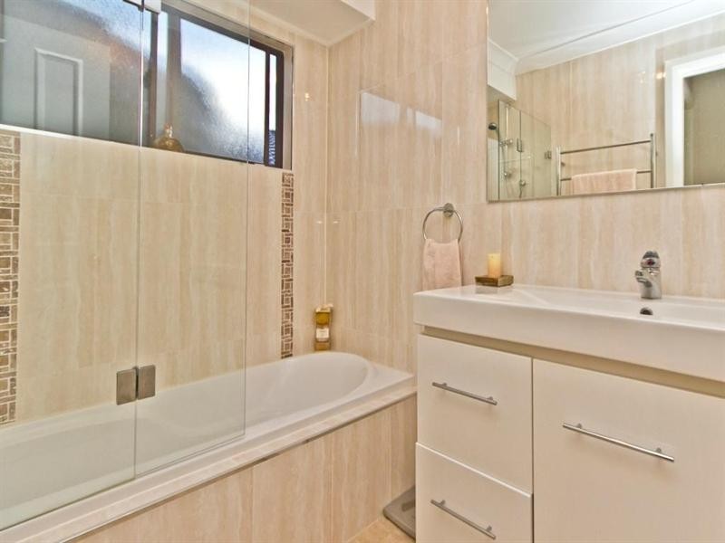 16 Beasley Place, South Windsor NSW 2756