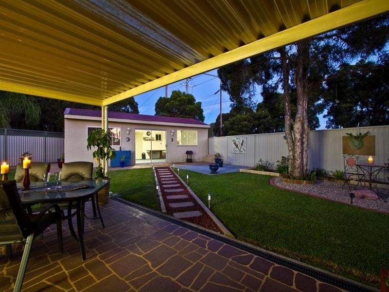 16 Beasley Place, South Windsor NSW 2756