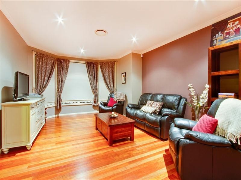 24 East Kurrajong Road, East Kurrajong NSW 2758