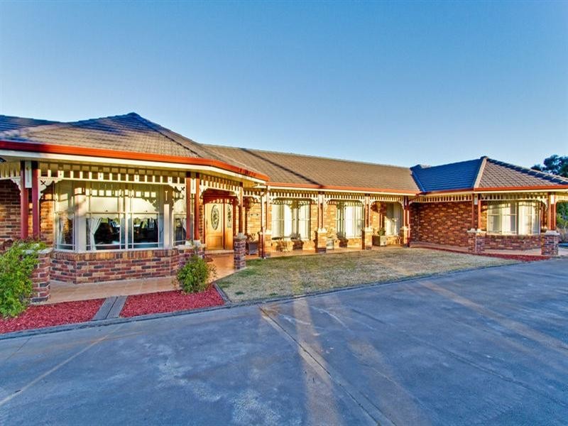 24 East Kurrajong Road, East Kurrajong NSW 2758