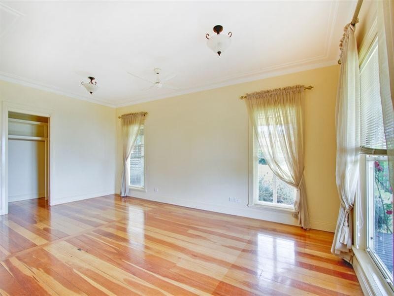 19 Pamela Crescent, Bowen Mountain NSW 2753