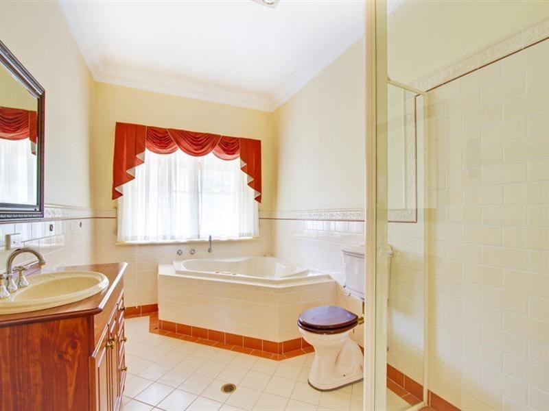 19 Pamela Crescent, Bowen Mountain NSW 2753