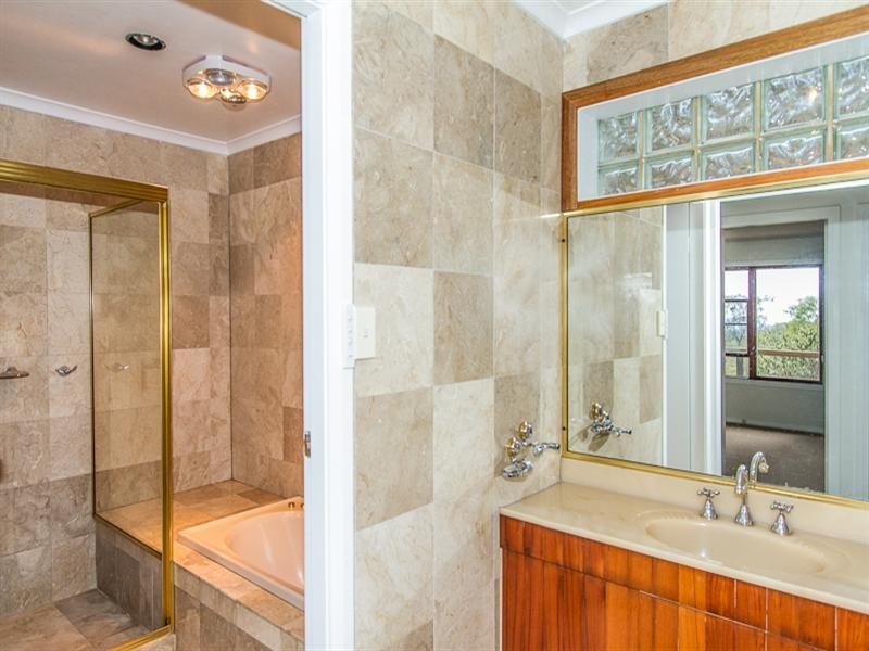 61 Serpentine Lane, Grose Vale NSW 2753