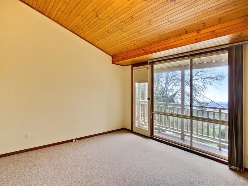 10 Pinedale Place, Kurrajong Heights NSW 2758