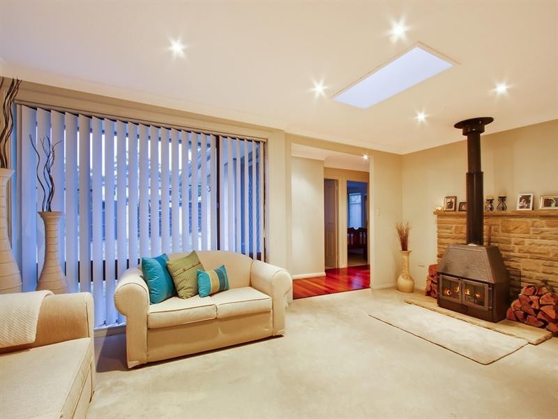 261 Lieutenant Bowen Drive, Bowen Mountain NSW 2753