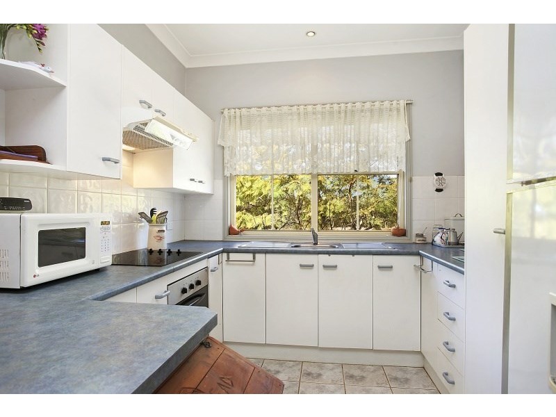 28 Canterbury Drive, Raworth NSW 2321