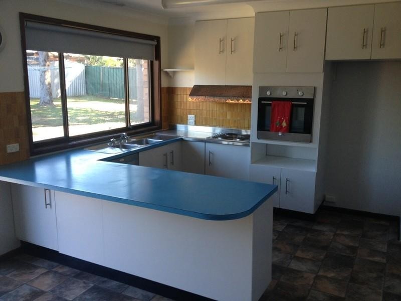 37 Galway Crescent, Metford NSW 2323