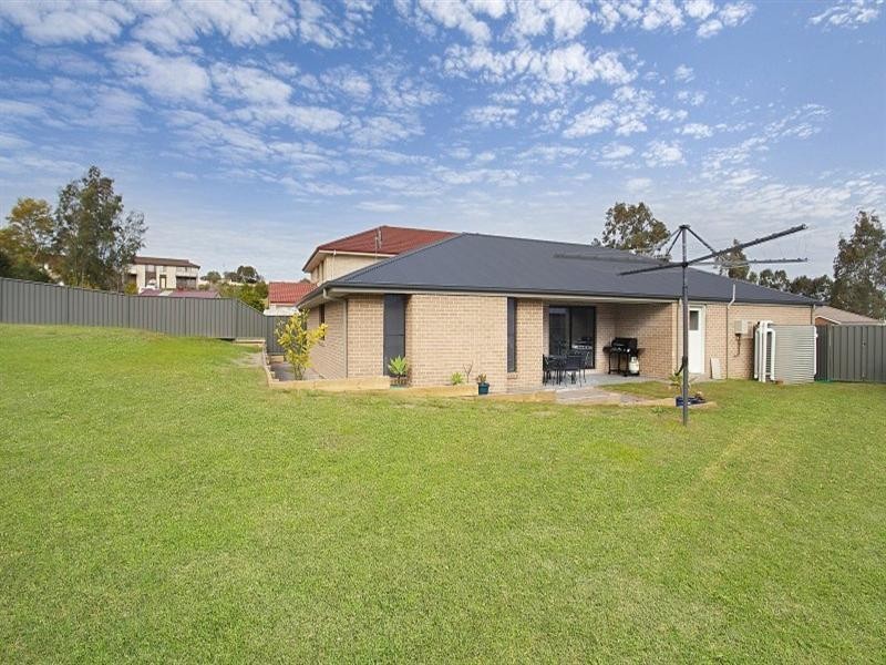 15 Pinnacle Close, Bolwarra Heights NSW 2320