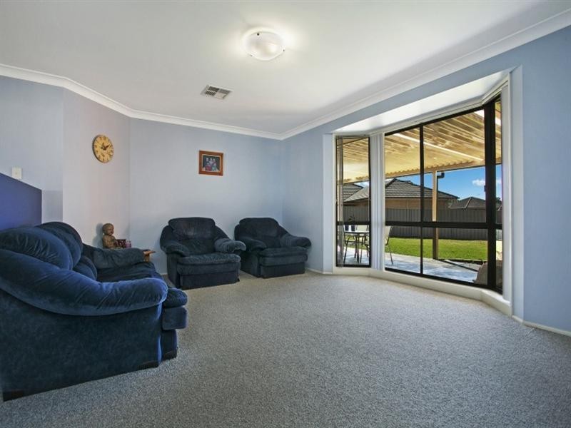 16 Tipperary Drive, Ashtonfield NSW 2323
