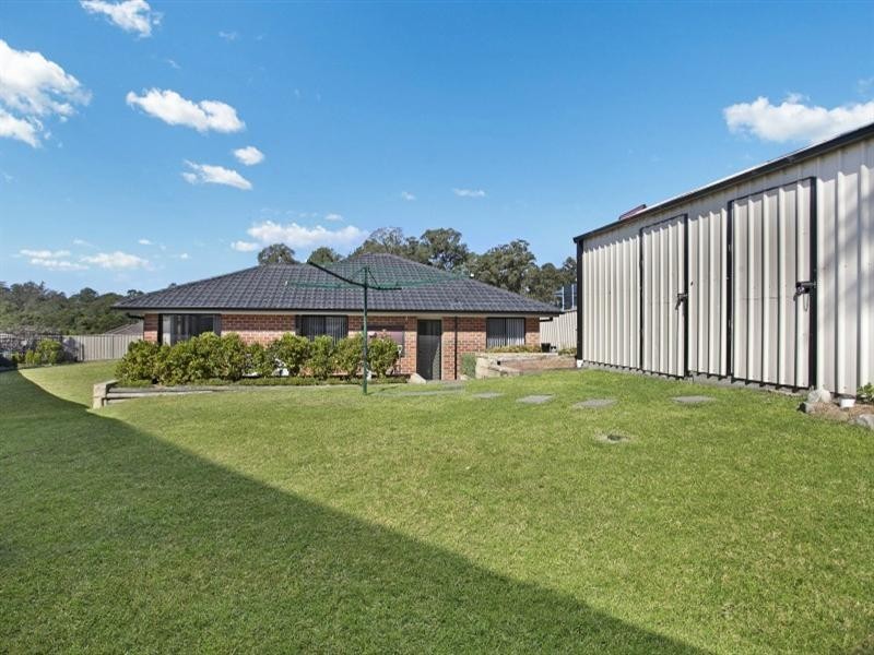 16 Tipperary Drive, Ashtonfield NSW 2323