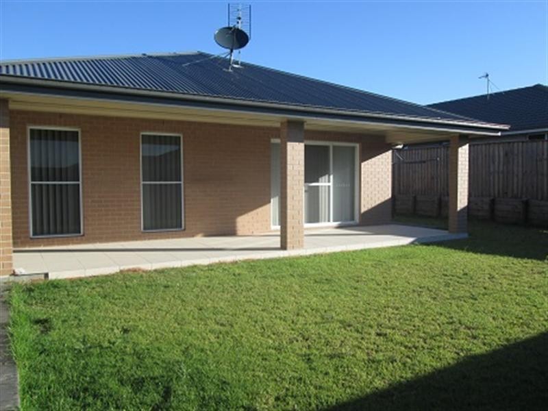 9 Oleria Way, Aberglasslyn NSW 2320