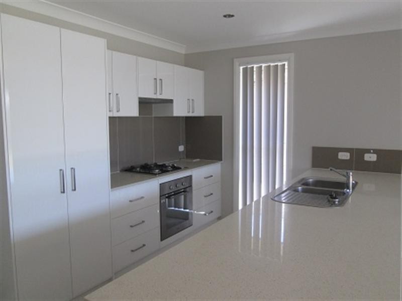 9 Oleria Way, Aberglasslyn NSW 2320