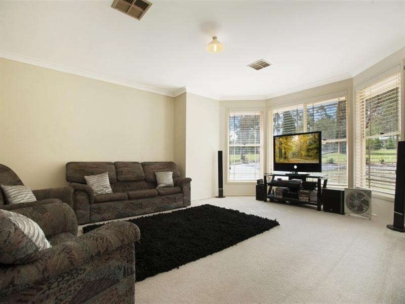 4 Rosebank Drive, Wallalong NSW 2320