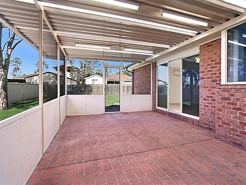 33 Eucalyptus Crescent, Metford NSW 2323