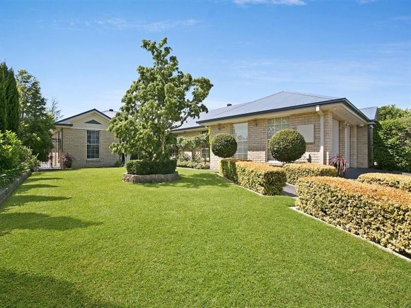 99 Canterbury Drive, Raworth NSW 2321