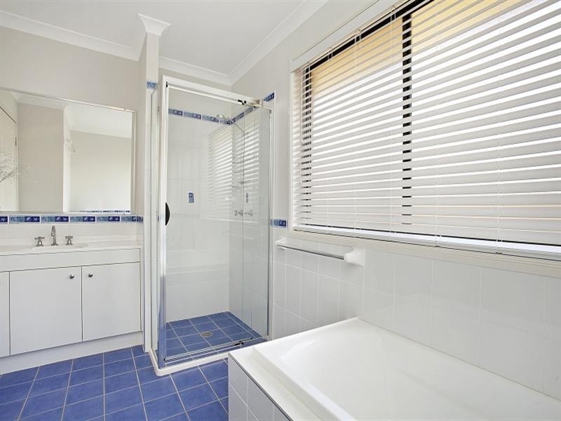 225 Denton Park Drive, Aberglasslyn NSW 2320