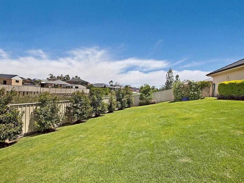 225 Denton Park Drive, Aberglasslyn NSW 2320