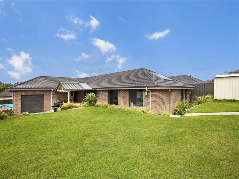 38 Canterbury Drive, Raworth NSW 2321