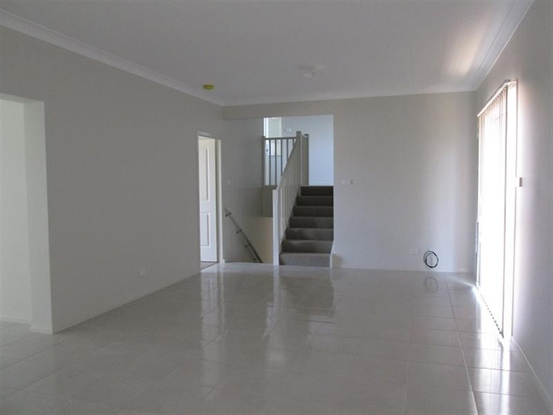 2 Andrew Court, Rutherford NSW 2320