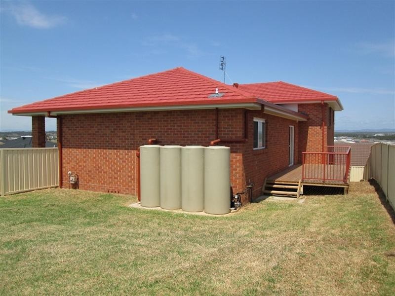 2 Andrew Court, Rutherford NSW 2320