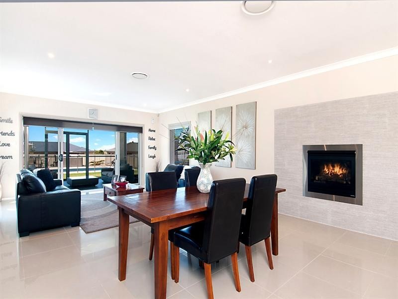 17 Arran Circuit, Largs NSW 2320