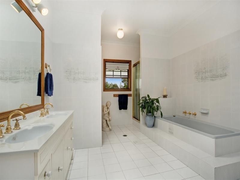 8 Iona Lane, Woodville NSW 2321