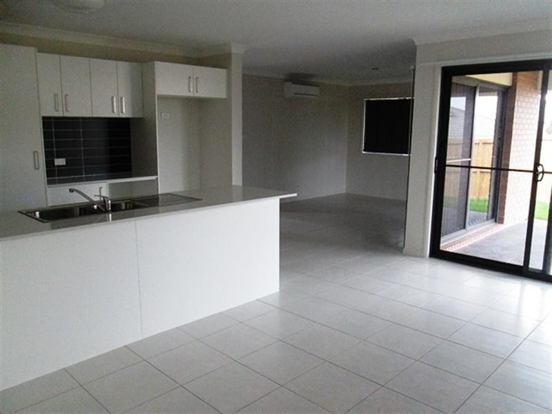 3 Rodwell Place, Raworth NSW 2321
