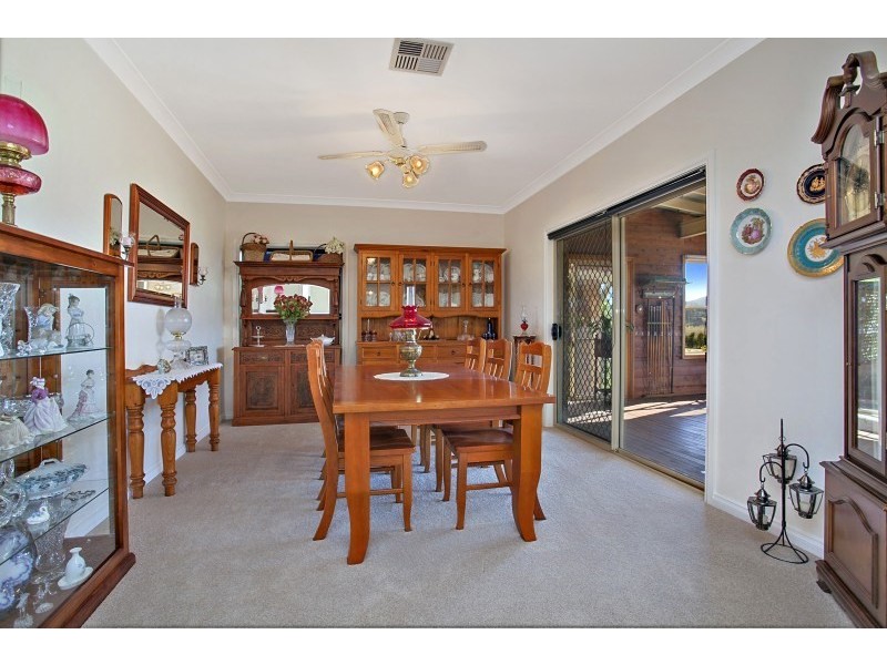 101 Knockfin Road, Luskintyre NSW 2321