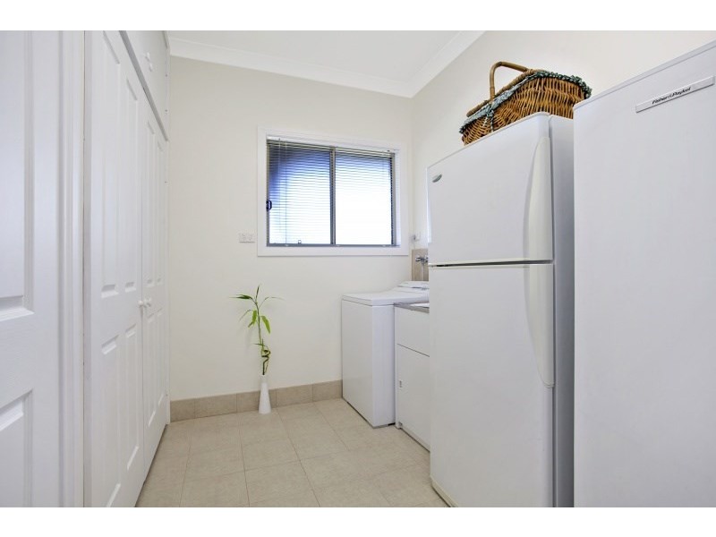 101 Knockfin Road, Luskintyre NSW 2321