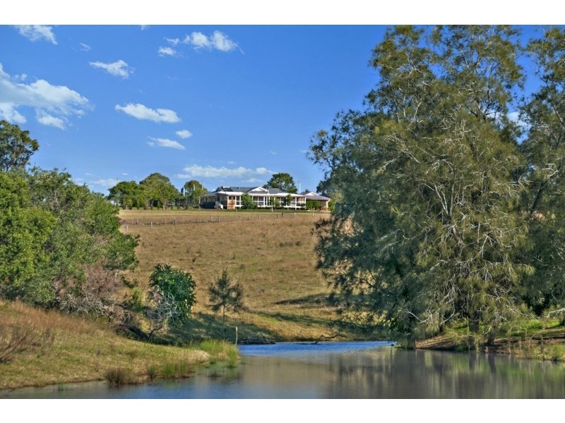 101 Knockfin Road, Luskintyre NSW 2321
