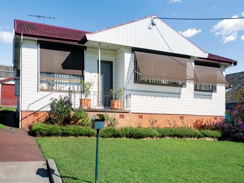 30 Weblands Street, Rutherford NSW 2320