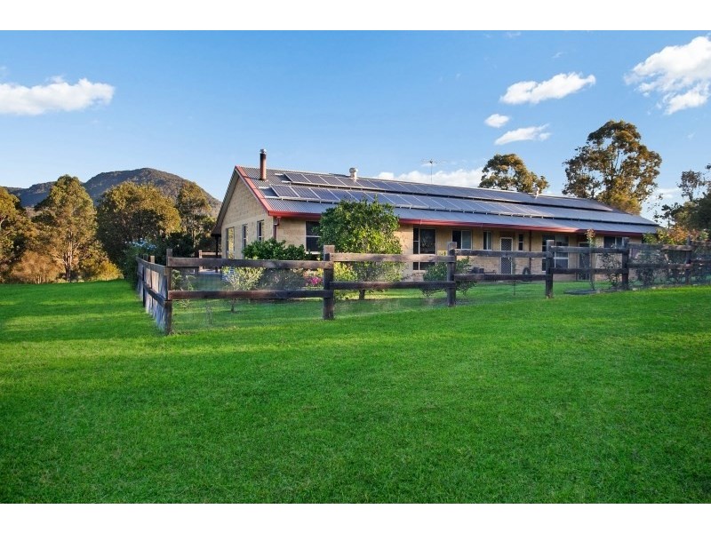 239 Sandy Creek Road, Mount Vincent NSW 2323