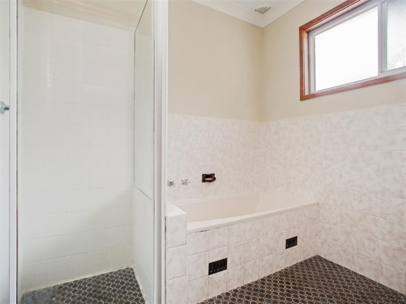 10 Burnham Close, Thornton NSW 2322