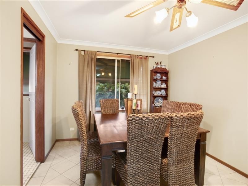 4 Bronwyn Close, Thornton NSW 2322