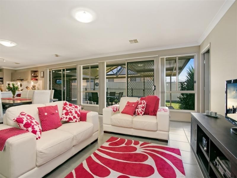 229 Denton Park Drive, Aberglasslyn NSW 2320