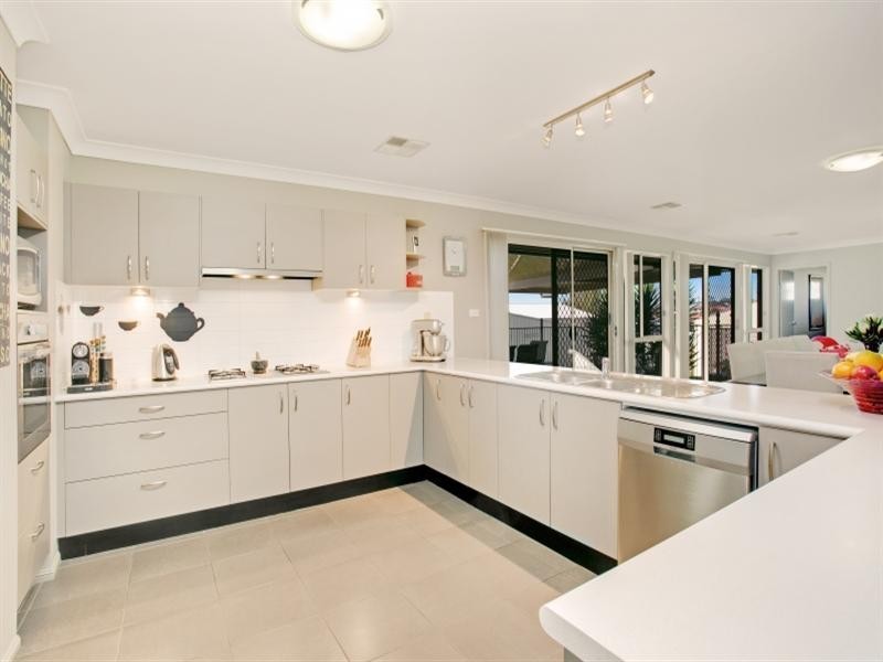 229 Denton Park Drive, Aberglasslyn NSW 2320